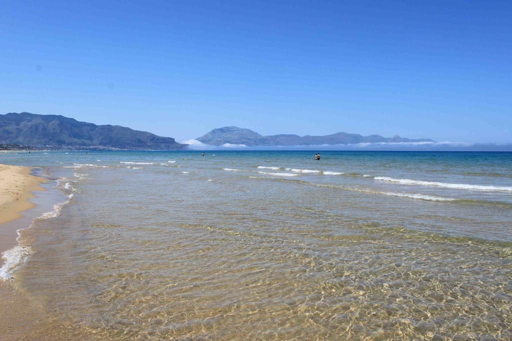 Casa Vacanze Filippa Balestrate Værelse billede
